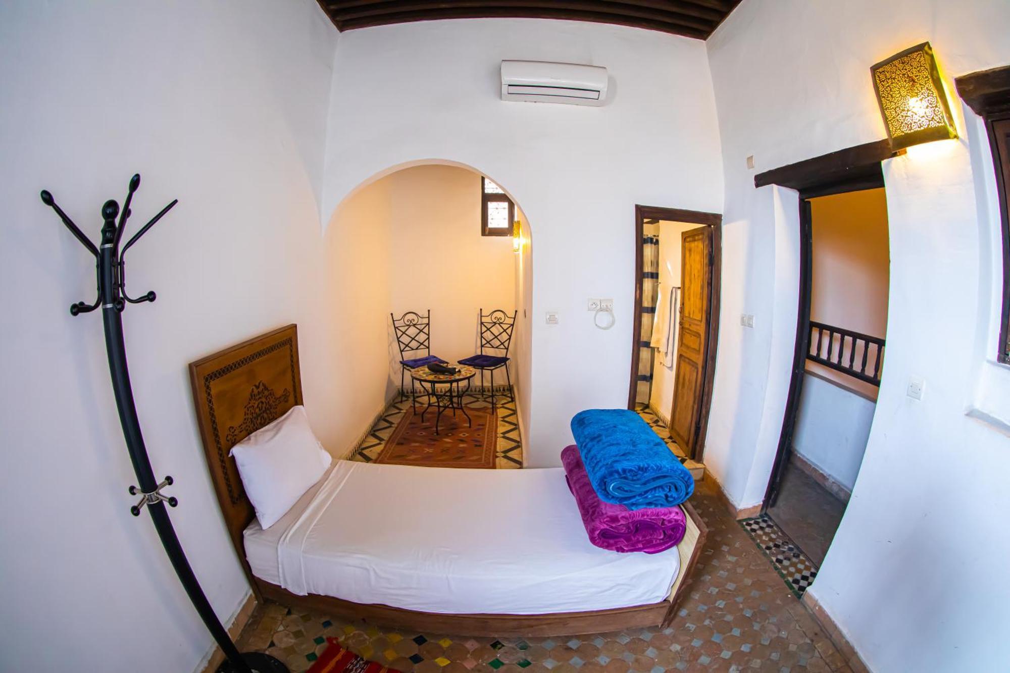 Dar Fez Arinas Hotel Exterior photo