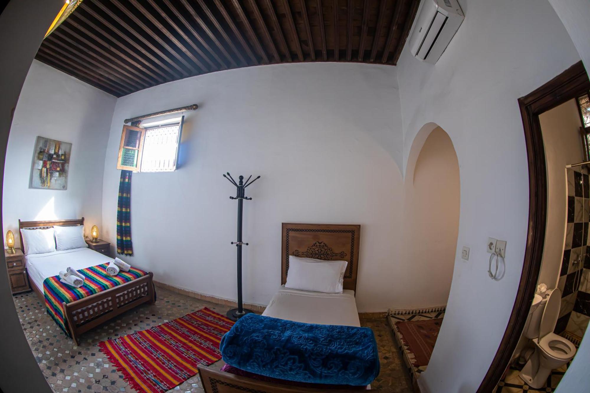 Dar Fez Arinas Hotel Exterior photo